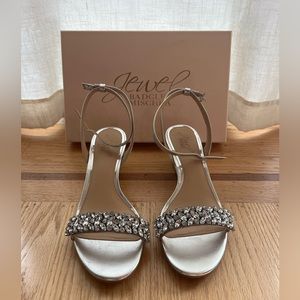 Jewel Badgley Mischka 2” Heels